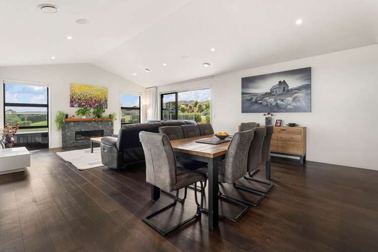 11 Bernora Crescent Bombay_46