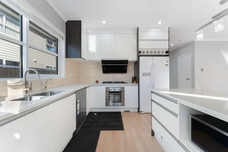 11 Hihi Avenue Takanini_6