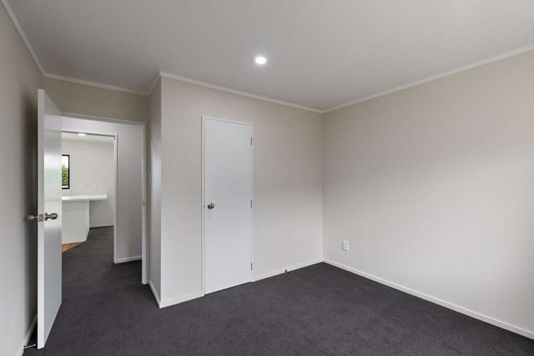 21 Logan Way Kelvin Grove_14