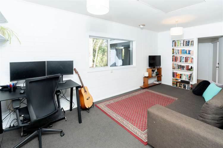 24 Tudor Crescent Chedworth_18