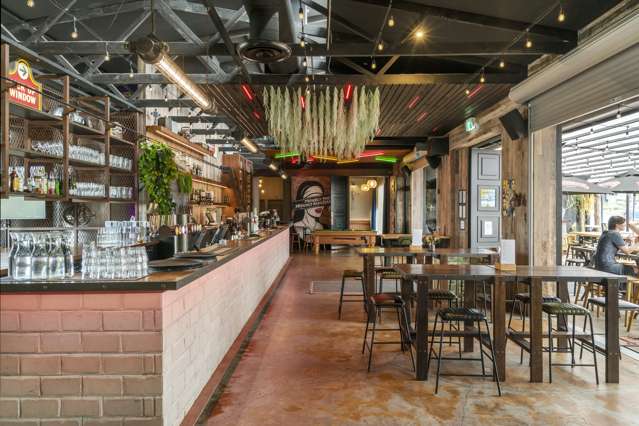 492 and 498-500 New North Road Kingsland_3