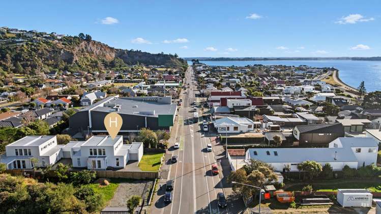 196 Main Road Redcliffs_20