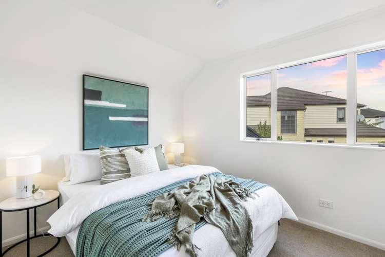 14 Topland Drive Flat Bush_14