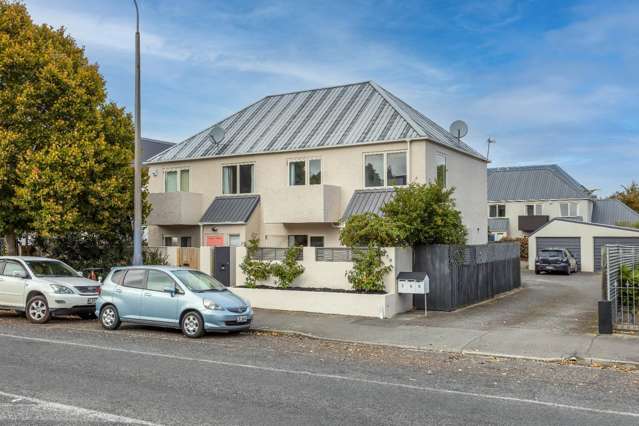 3 Generous Bedrooms And A Large Living Space!