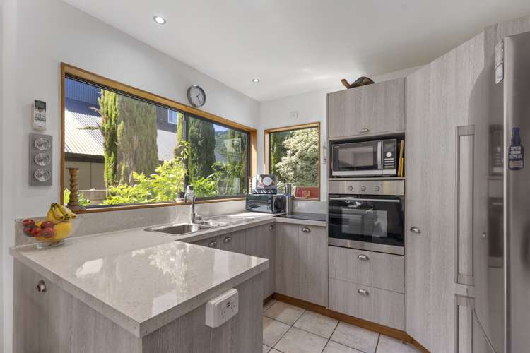 31b Beach Road Waikawa_13