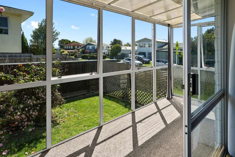 1/3 Hereford Street Stoke_15