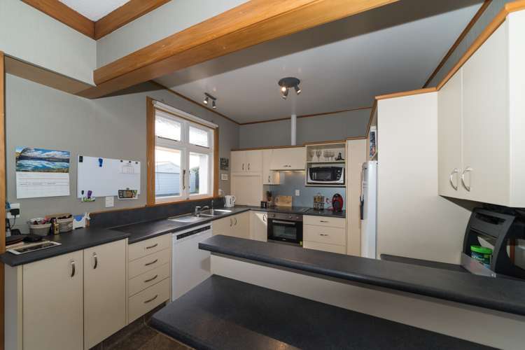 2 Poole Street Feilding_8