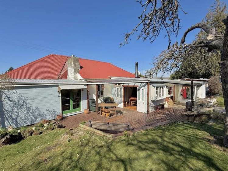 The historic home that officially doesn’t exist - and buyers are hot for it