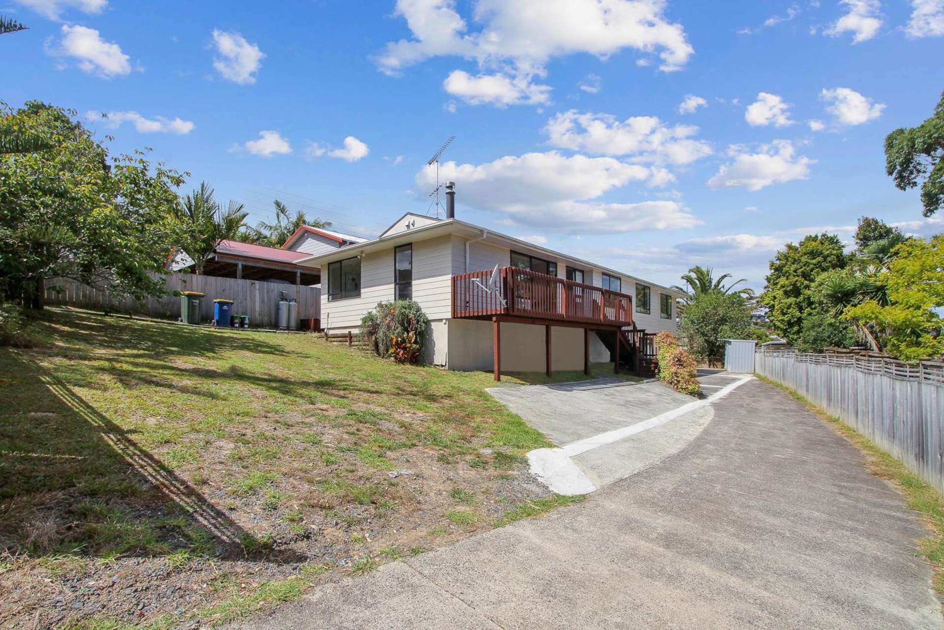 17 Thalia Place Totara Vale_0