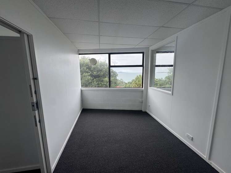 Unit B/747 Whangaparaoa Road Whangaparaoa_10