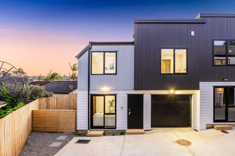 24 Tupaki Place_0