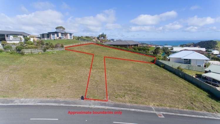 6 Midgard Road Coopers Beach_2