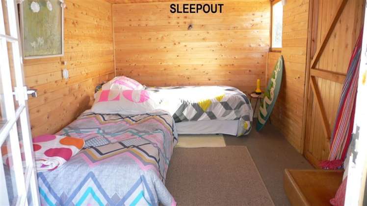 19 Hicks Crescent Waikanae Beach_12