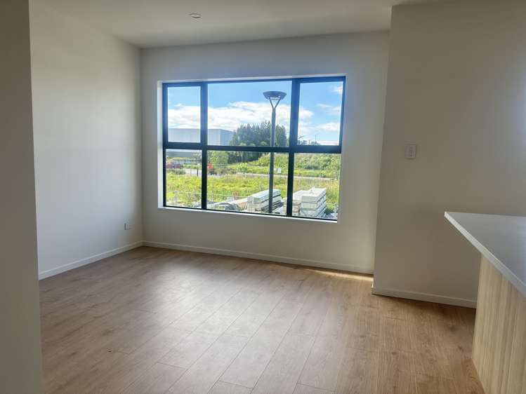 13 Mataitai Rd Hobsonville_5