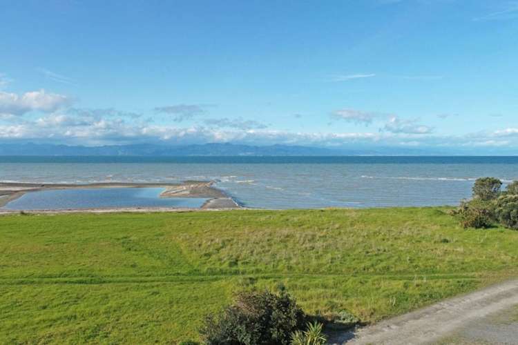 20 F Lowry Road, Whakatiwai Kaiaua_13