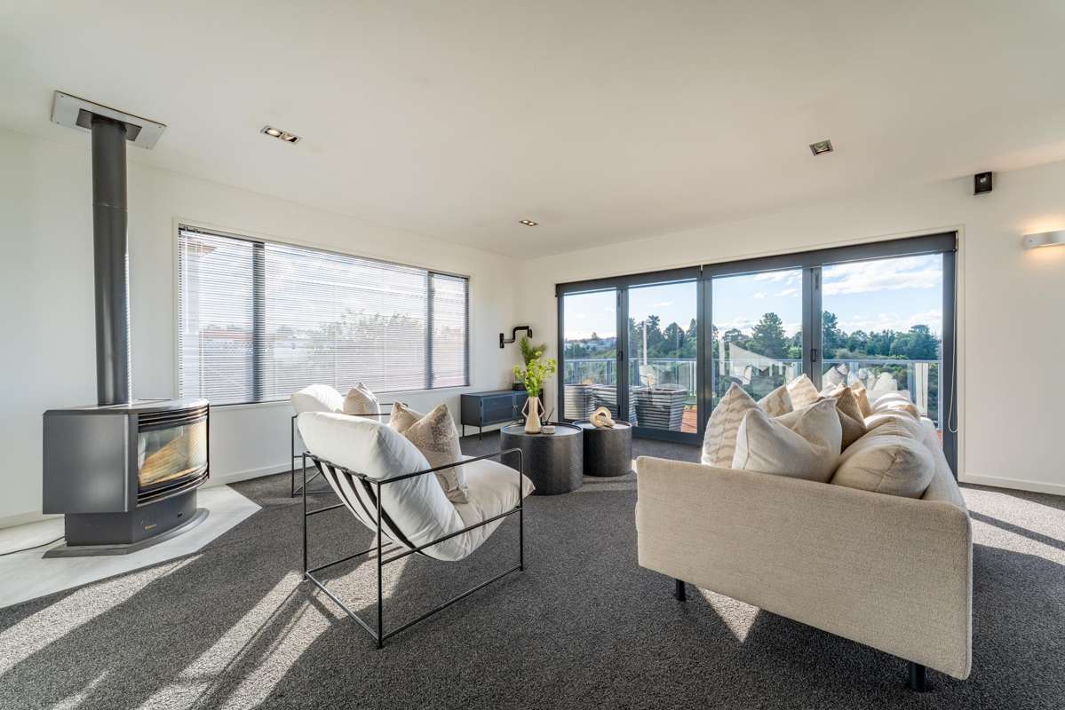 203 Douglas Street_5