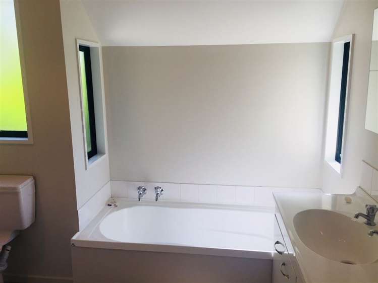 1/2 Leamington Street Addington_5