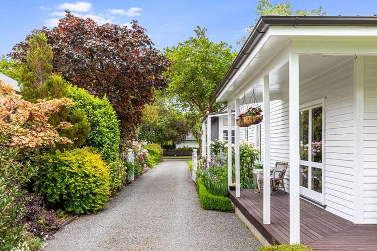 76 & 76A Fisher Avenue Beckenham_22