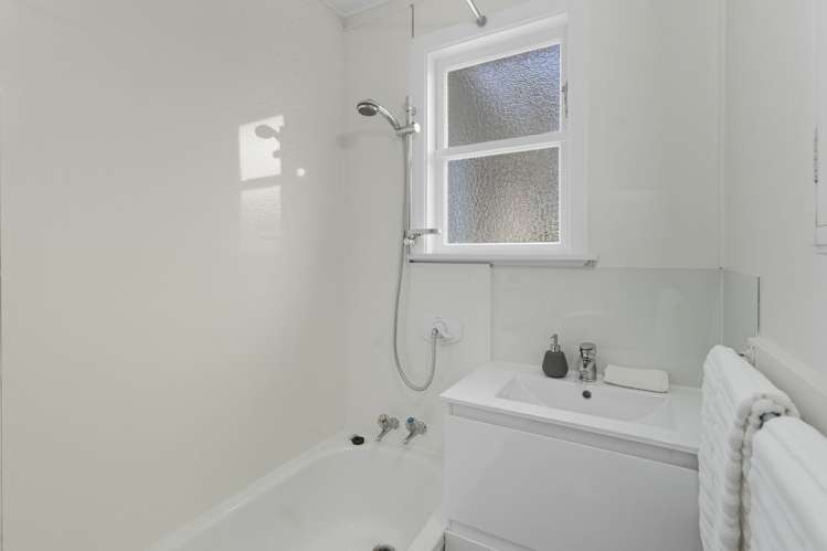 78 Dovecote Avenue Corstorphine_25