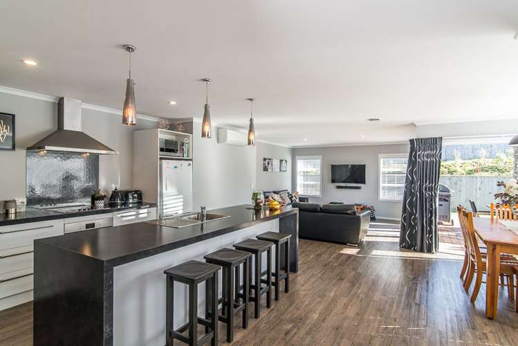 42 San Priamo Place Paraparaumu Beach_1