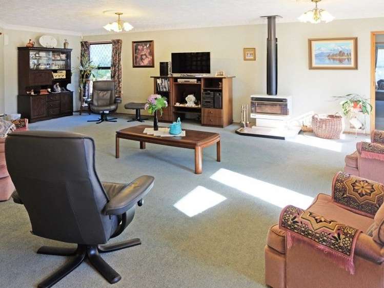 7 Stoneleigh Lane Waikiwi_6