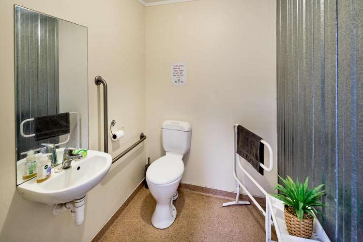 4/50 Gracefield Road Gracefield_10