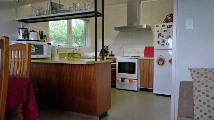 1/6 Cron Avenue Te Atatu South_2