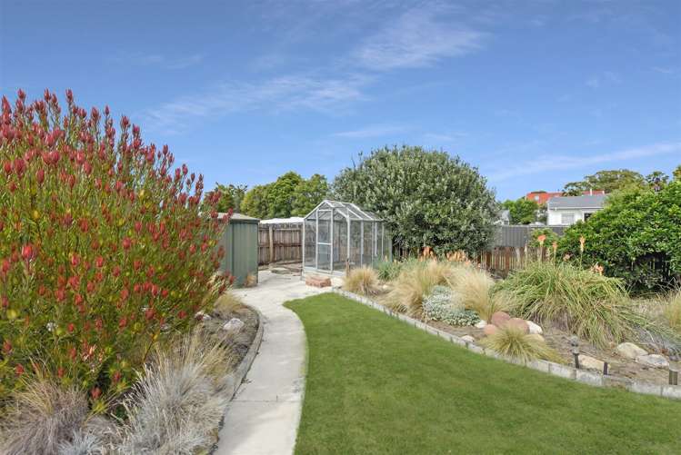 13 Bryant Road Brightwater_15