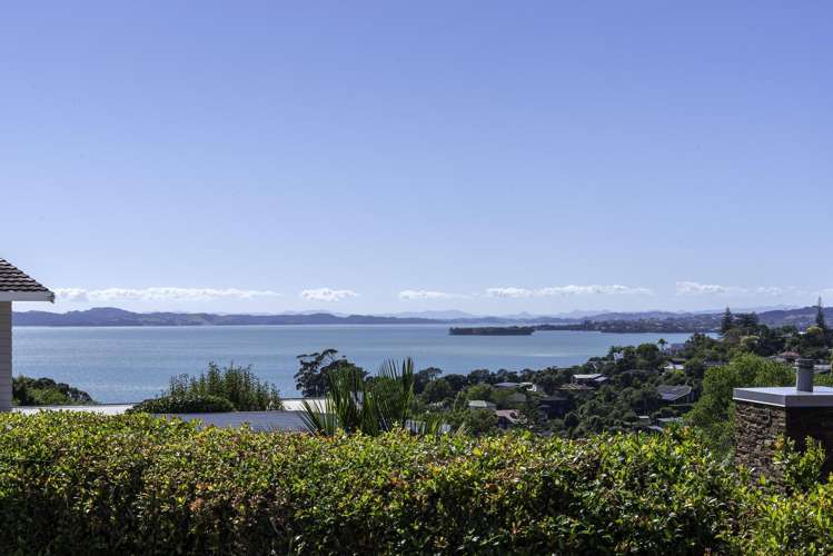 129 Bleakhouse Road Mellons Bay_5