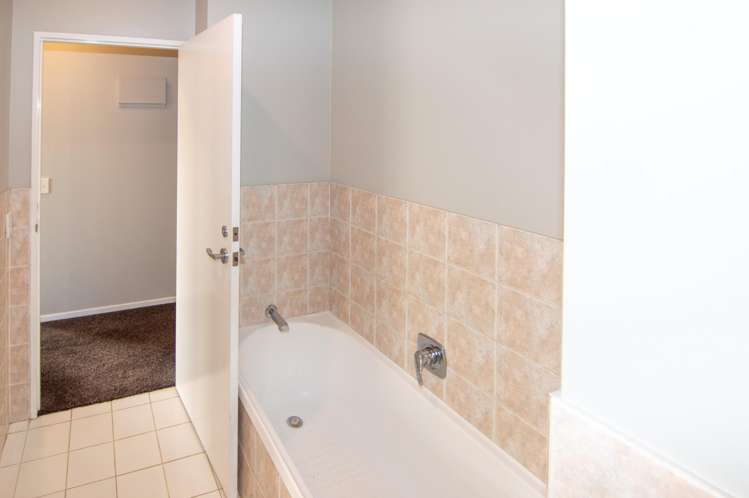 3A/6 Queen Street Palmerston North_8