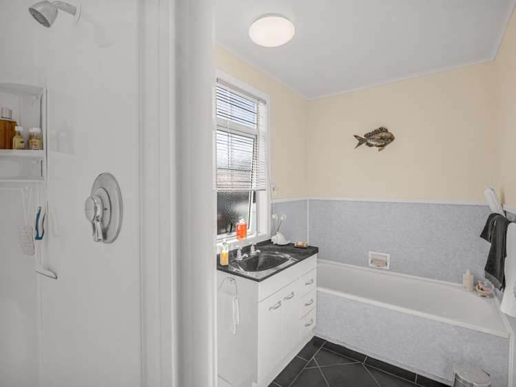 447 Hoturoa Stret Kawhia_16
