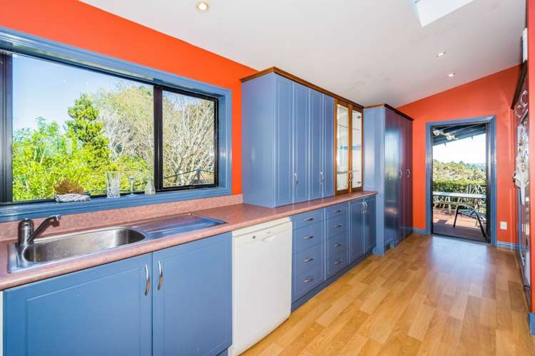 1074 East Coast Road Redvale_5