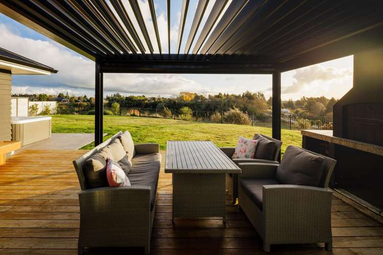 15 Hyatt Close Leamington_7