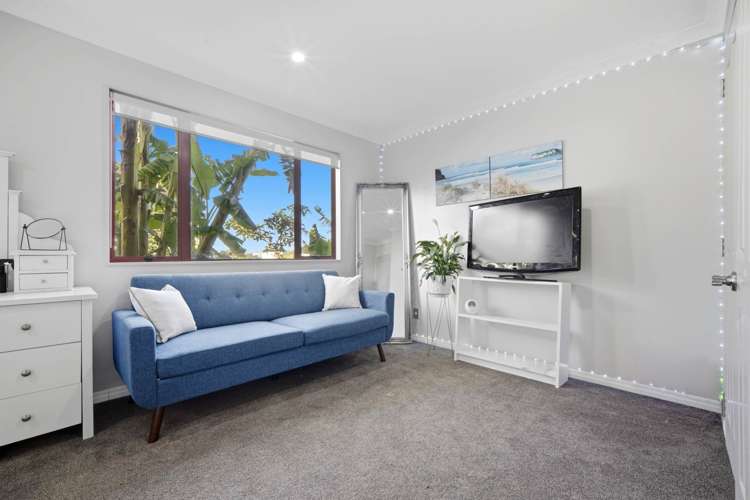 26 Rakau Views Orewa_23