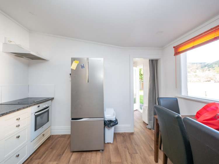 30 Crown Street North East Valley_12