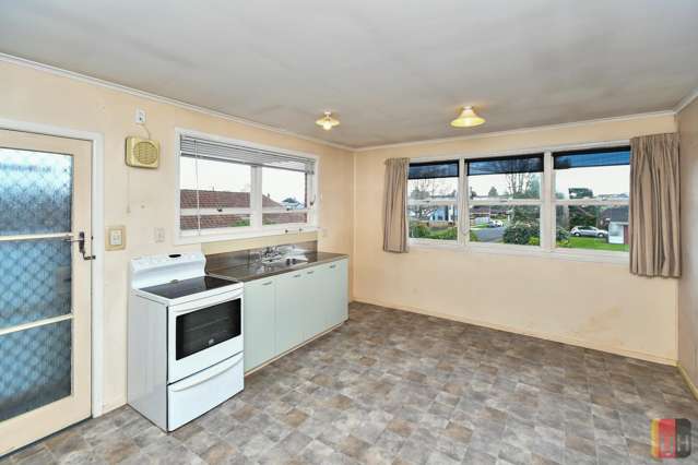 1/14 South Street Papakura_4