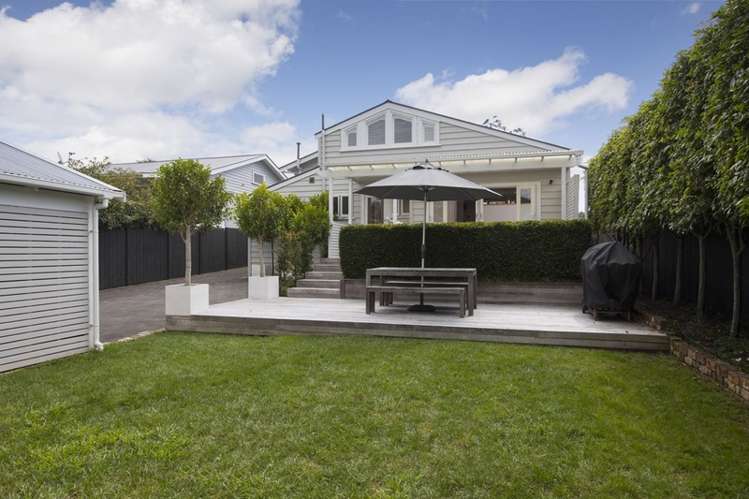 18 Mewburn Avenue Mount Eden_13