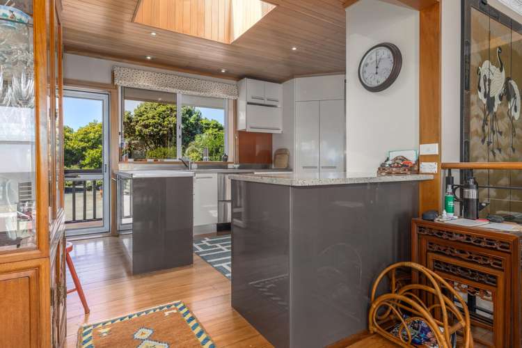 24 Newry Road Raumati Beach_2