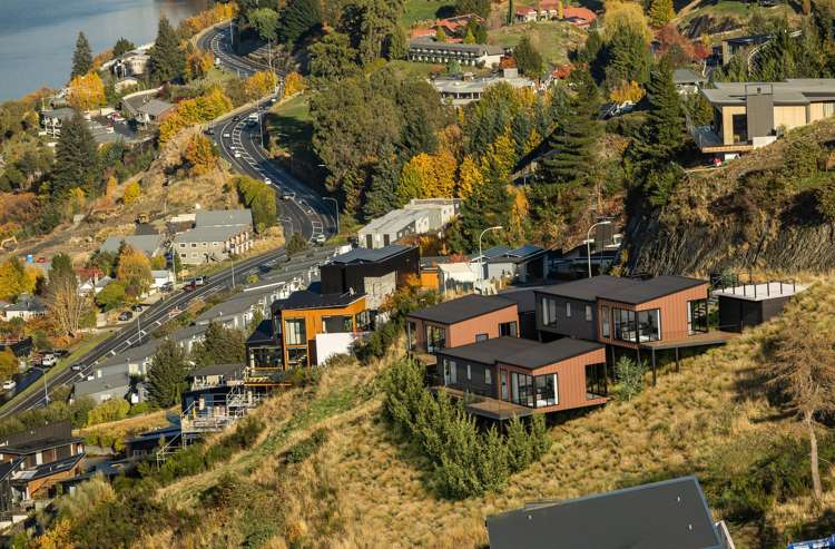 3/66 Middleton Road Queenstown_6