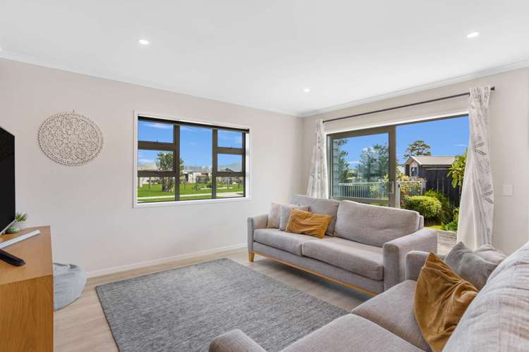 139 Rangiora Crescent Matarangi_10