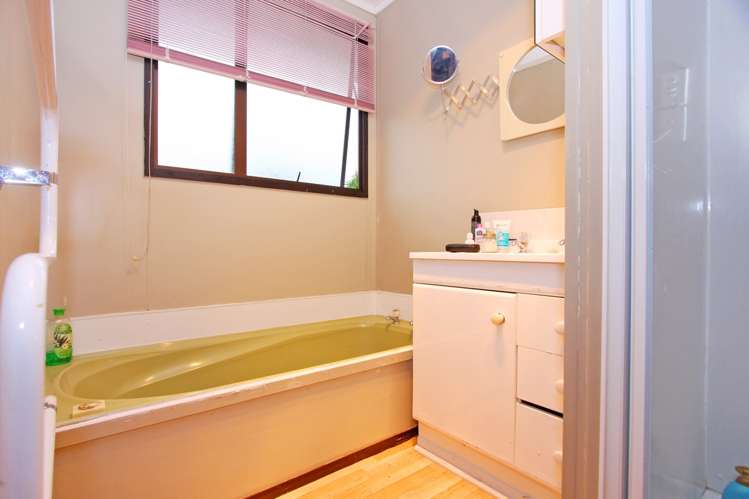 36 Seaward Place Wattle Downs_5