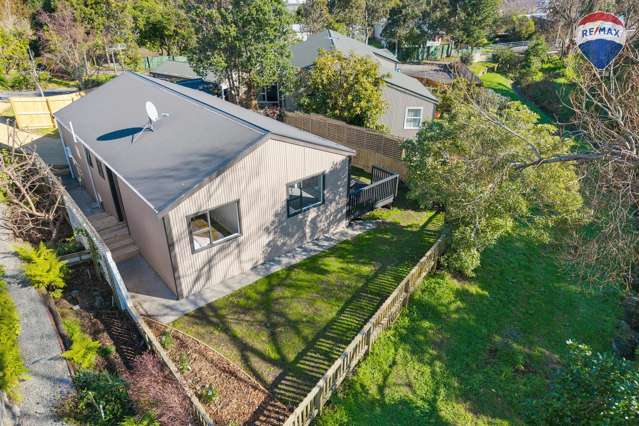 **Classic Style, Total Privacy**