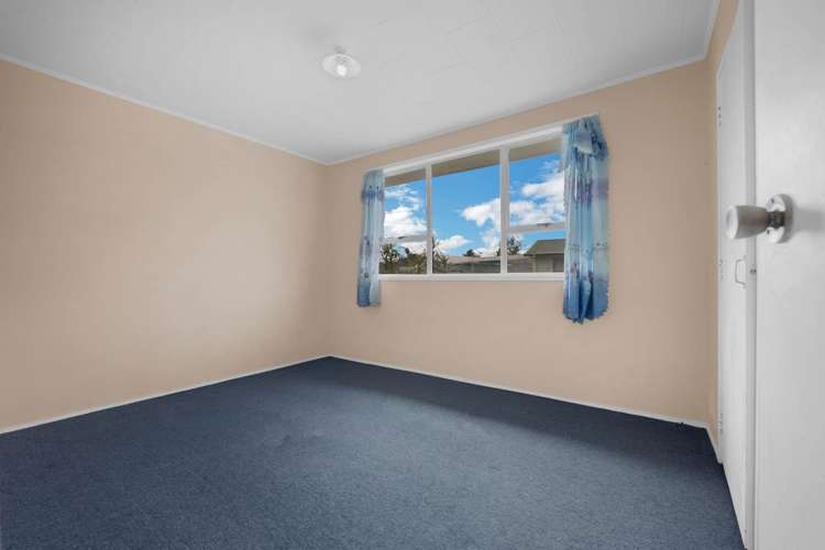 6 Serrano Place Clover Park_5