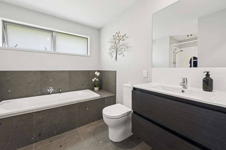 1 Kahikatea Drive Kinloch_13