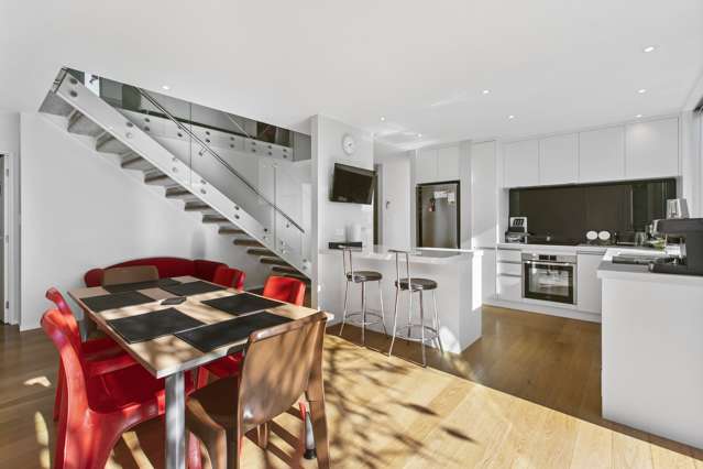 Four Bedroom Home Available in MISSION BAY