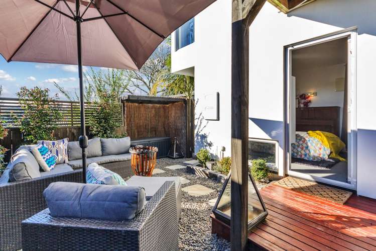 14a Holiday Road Stanmore Bay_19