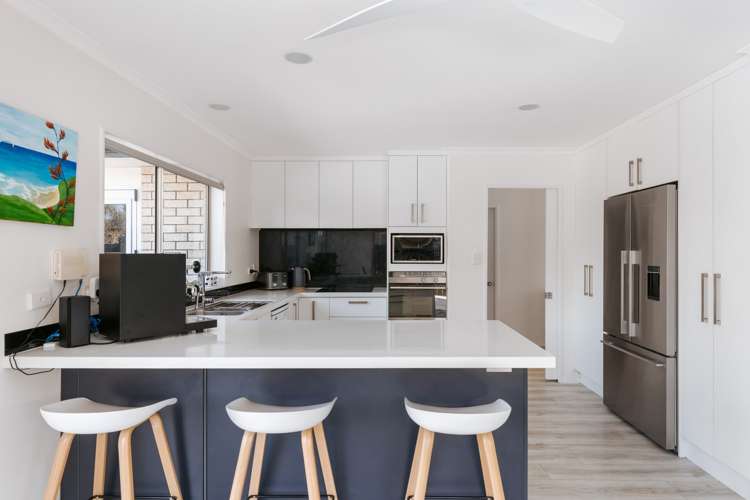 27 Pacific Cove Drive Papamoa_11