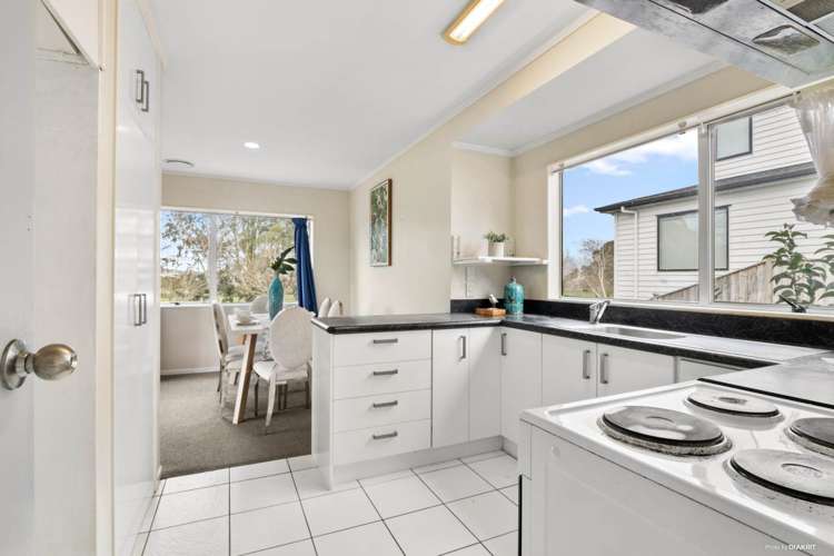 2/159 Gossamer Drive Pakuranga Heights_13