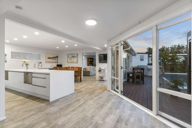 9 Clematis Avenue Murrays Bay_8