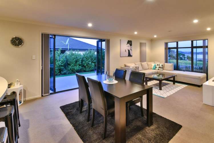 47 Sunningdale Street Wattle Downs_10